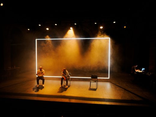 Spectacle "La Disparition" de Clément Aubert, Romain Cottard, Paul Jeanson, programmé au Théâtre de Suresnes Jean Vilar dans le cadre de la saison 24-25