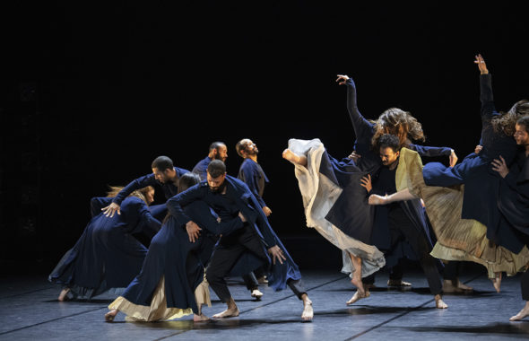 Spectacle "Carmen" d'Abou Lagraa, programmé au Théâtre de Suresnes Jean Vilar dans le cadre de la saison 24-25